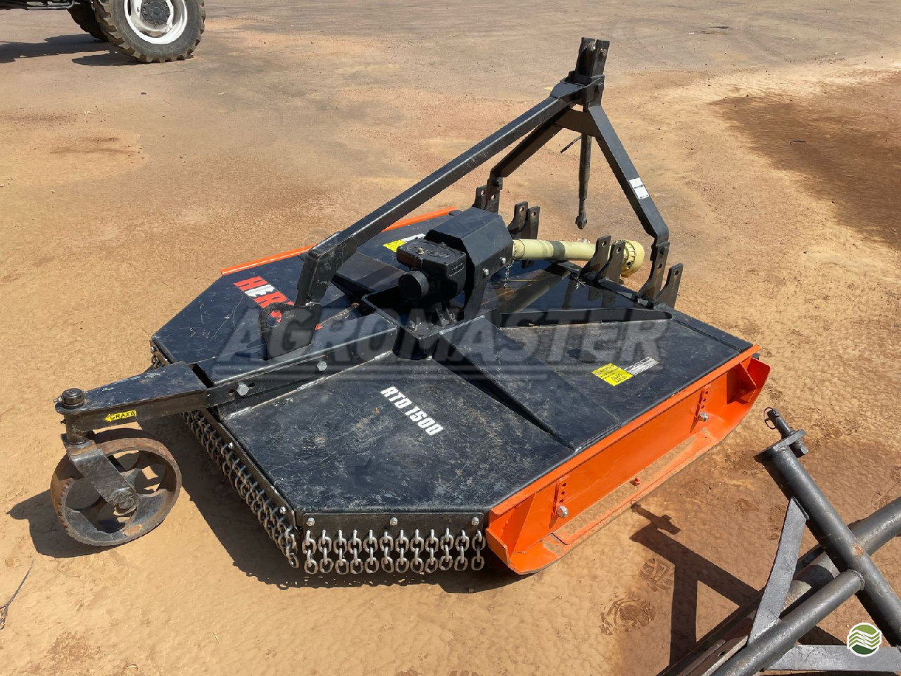 IMPLEMENTOS AGRICOLAS ROCADEIRA ROCADEIRA HIDRÁULICA Agromaster Máquinas Agrícolas PONTA GROSSA PARANÁ PR